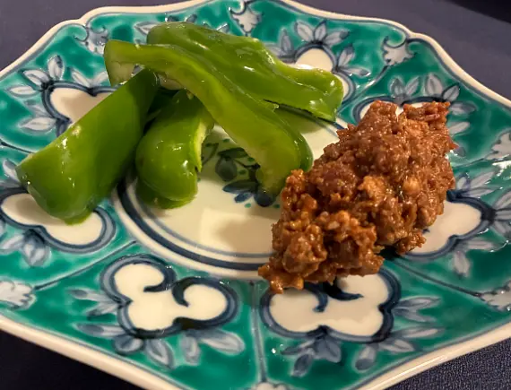 【メニュー紹介②】肉味噌とピーマン
